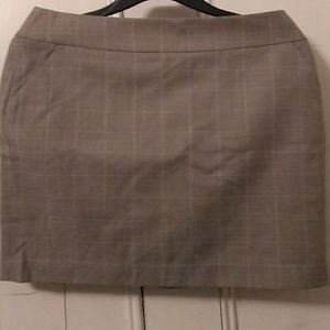BANANA REPUBLIC Plaid Skirt Size 4 NWT Wool Ramie